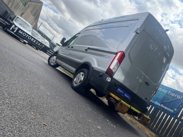 2015 Ford Transit TRANSIT 350 2.2 TDCi 155ps H3 VAN+ON BOARD AIR+POWER!+2.2 CHAIN ENGINE!+NO WETBELT!+L@@K!