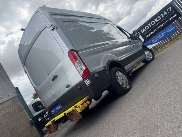 2015 Ford Transit TRANSIT 350 2.2 TDCi 155ps H3 VAN+ON BOARD AIR+POWER!+2.2 CHAIN ENGINE!+NO WETBELT!+L@@K!
