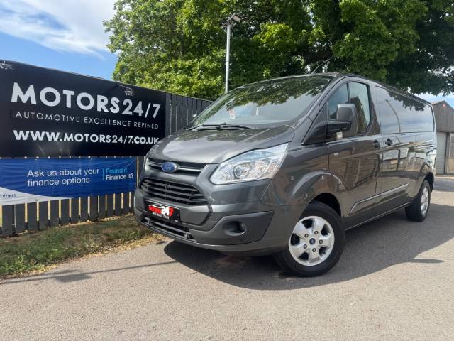 2016 Ford Transit Custom TRANSIT CUSTOM 2.2 TDCi 125ps+LOW ROOF LIMITED VAN!+LWB!+AIR CON!+NAV!+CRUISE!+1 OWNER!+