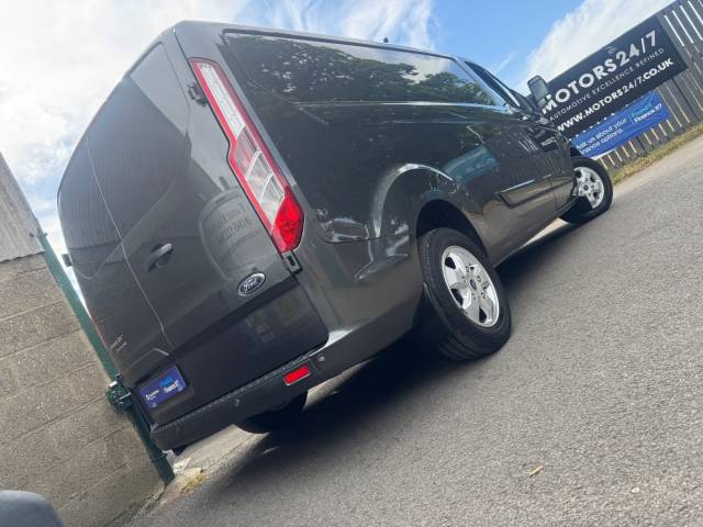 2016 Ford Transit Custom TRANSIT CUSTOM 2.2 TDCi 125ps+LOW ROOF LIMITED VAN!+LWB!+AIR CON!+NAV!+CRUISE!+1 OWNER!+