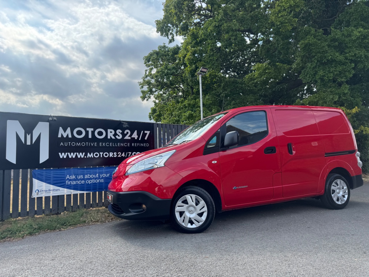 2018 NISSAN NV200