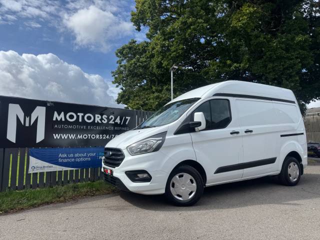 Ford Transit Custom CUSTOM 2.0 ECOBLUE HIGH ROOF TREND!+CAMPER POTENTIAL!+WETBELT DONE!+AIR CON!+LOVELY!+2 KEYS!+L@@K! Panel Van Diesel White